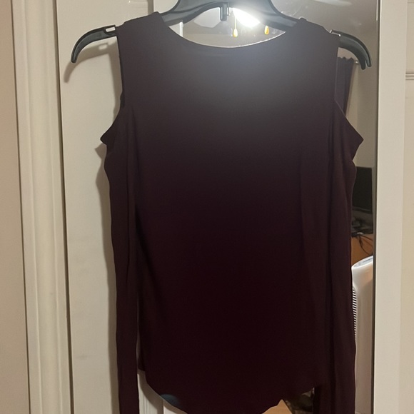Purple Long-Sleeve Blouse with Shoulder Cut-Out - Picture 4 of 4
